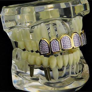 Souper élégant Hip Hop mode diamant Grillz sur mesure pour hommes et femmes bijoux au meilleur prix de l'Inde - Product Image 5