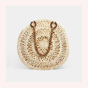 Sac à main en rotin Boho Fashion-Forward en raphia et jonc de mer faits à la main avec des accents uniques de perles et de diamants au toucher élégant - Product Image 2