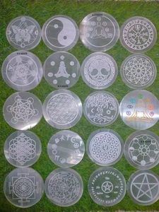 Placa de carga de selenita redonda de la mejor calidad, piedra de selenita de cristal curativa, superventas - Product Image 5