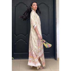 Kaftan bohème long jusqu'au sol avec découpes, robe décontractée respirante pour les vacances - Product Image 3