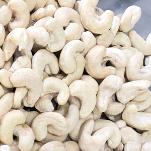 Wholesale High Quality Ww240 Ww320 Wholesale Cashew <b>Nuts</b> Santigo Factory In Vietnam Exported To Asia, Eu, Middle East - Product Image 1