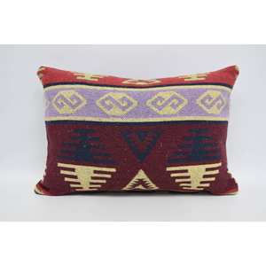 Oreiller en laine rouge 16x24 avec design géométrique traditionnel Literie portable de luxe à motif floral et vintage - Product Image 1