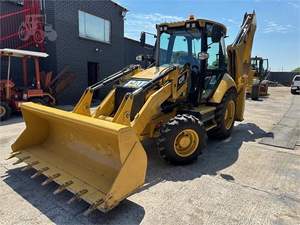 Excavatrice Caterpillar 420F d'occasion modèle 2023 avec moteur Fawde, composants hydrauliques HYDAC, boîte de vitesses et pompe à vendre - Product Image 4