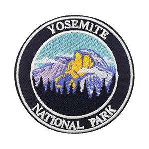 Diseño personalizado Parches de bordado baratos Etiqueta personalizada Insignia de bordado con gancho y bucle para ropa - Product Image 5