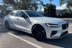 รถยนต์รุ่นปี 2023 Recharge T8 Black Edition เกียร์อัตโนมัติ เอกสารครบถ้วน ไม่มีประวัติอุบัติเหตุ ไมล์น้อย พร้อมส่ง - Product Image 4