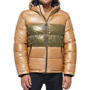 Chaqueta acolchada de invierno informal para hombre recién llegada hecha a mano para una movilidad cálida y un estilo diario limpio - Product Image 1
