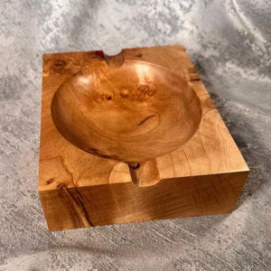 Cendrier en bois artisanal de designer |   Cendrier en bois massif naturel de qualité supérieure, durable, écologique, pour cigarettes et cigares - Product Image 1