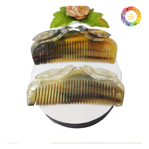 Peine de cuerno de búfalo a granel, peines de mango de cuerno de búfalo antiestáticos hechos a mano, peine de cuerno largo, peine de cepillo de pelo para exportación - Product Image 2