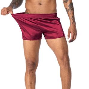 Pantalones cortos de hombre de seda transpirables de secado rápido y peso ligero con logotipo personalizado pantalones cortos de entrenamiento de gimnasio para hombre ajustados informales personalizados - Product Image 6