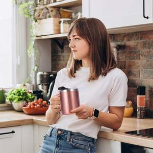 Mug en acier inoxydable sans BPA au design moderne avec couvercle, paille et poignée pour le bureau et la maison - Product Image 6