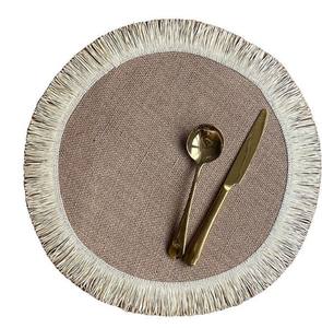 Juego de manteles individuales y posavasos de yute tejido nórdico, accesorio de tiro de estilo navideño para jarrón de porche, alfombrillas y almohadillas de aislamiento térmico con flecos - Product Image 5