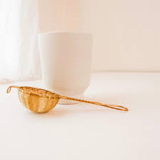 Stylish Metal Tea <b>Strainer</b> Stainless Steel Fine Mesh Tea Infuser Loose Leaf Filter Tea Brewing Tool - Product Image 4