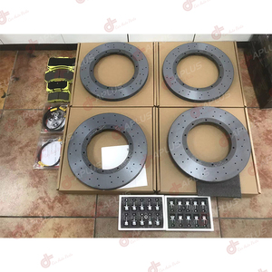 Disques de frein avancés en carbone-SiC PCCB pour supercars - Durabilité extrême et réduction de poids de 30 % pour F-TYPE A4 RS7 X5 - Product Image 5