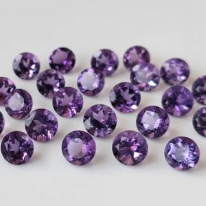 Pierre d'améthyste violette africaine naturelle à facettes de 8mm certifiée AAA en vrac pour la fabrication de bijoux - Product Image 4