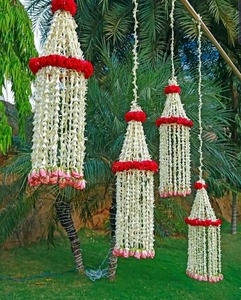 อินเดียงานแต่งงานดอกไม้หลอด Rose ดอกไม้สีแดงโคมระย้าตกแต่งสําหรับตกแต่งเพดานตกแต่งสวน Haldi ฉากหลัง - Product Image 4