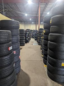 Pneus d'occasion et neufs de qualité Fist Class aux prix les plus bas Pneus d'occasion des États-Unis Livraison rapide pour pas cher Vente en gros Top 10 à vendre - Product Image 3