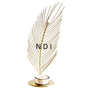 เชิงเทียนโลหะสีทองตกแต่งบนโต๊ะอาหารสำหรับร้านอาหารในบ้านออกแบบได้ตามต้องการรูปทรงที่กำหนดเอง - Product Image 6