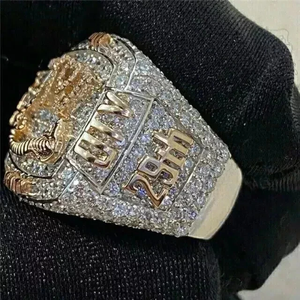 Anillo de bodas para hombre de moissanita real de corte redondo chapado en oro amarillo de 14 quilates de 3,30 quilates para dedo meñique - Product Image 3