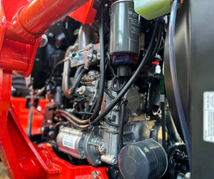 Mini Tractor Kioti CK3520 HST 4WD de 45 CV con Motor de Alta Productividad, Componentes Principales (Caja de Cambios de Bomba) con 3 Años de Garantía - Product Image 3