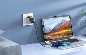 Powerology Dual 35W ปลั๊กชาร์จไร้สายแบบพับเก็บได้รุ่นผลึก - Product Image 2