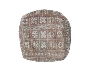 Pouf de sol traditionnel marocain fait à la main en kilim |   Ottoman en tapis vintage |   Décoration d'intérieur bohème pour chambre à coucher en gros |   Taille personnalisée et MOQ faible - Product Image 5