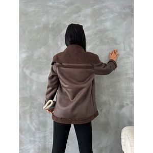 เสื้อแจ็คเก็ตหนังผู้หญิงแบบมีซิปและปกขนสัตว์ ขายส่ง - Product Image 1