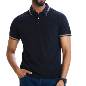 Classic Fit Men's for Polo Shirt en elegante tela de punto transpirable de algodón negro con patrón sólido para cualquier ocasión - Product Image 1