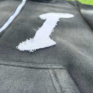 Survêtement de détresse imprimé avec logo personnalisé vêtements d'hiver élégants pour hommes survêtement en coton de qualité supérieure lavé à l'acide survêtement - Product Image 3