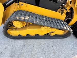 Global Supply Used CAT 259D3 Compact Track Loader Reliable Diesel Skid Steer Loader Heavy Duty Front Bucket Farm Construction - Product Image 5