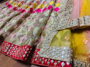 Hàng Mới Về 2022 Trang Phục Tiệc Cưới Hợp Thời Trang Màu Vàng Truyền Thống Gương Thêu Lưới Nặng Làm Việc Trình Tự <span class=keywords><strong>Lehenga</strong></span> Choli - Product Image 6