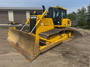 KMT0D127AMA0 2022 Bulldozer sur chenilles industriel lourd D65PX-18, moteur diesel 217 CV, poids opérationnel 22 tonnes, lame de 6,6 m3 - Product Image 3