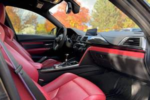 BMW M3 COMPETITION PACKAGE d'occasion 2018, conduite à gauche/droite - Product Image 4