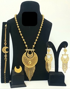 Nouveau à la mode 24KT plaqué or femmes pendentif collier ensemble Style arabe bijoux fins pour les mariages et les fêtes - Product Image 1