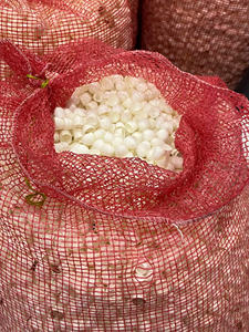 White <b>Silkworm</b> Cocoon Raw Silk for Exfoliation and DIY Decorative Crafts - Product Image 5