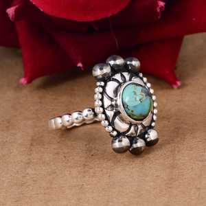 Bague de déclaration de mariage de luxe faite à la main en argent sterling et turquoise Kingman, style bohème tribal, cadeau pour elle - Product Image 6