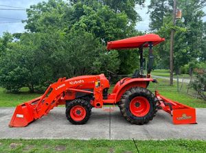Tracteur compact Kubota 4x4 diesel en gros, mini-tracteur agricole avec chargeur frontal pour l'agriculture et le jardinage - Product Image 3