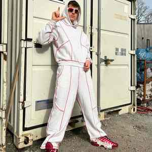 Conjuntos de Sudadera con Capucha y Pantalones Deportivos Personalizados con Costuras Exteriores Desestructuradas para Hombre - Product Image 4