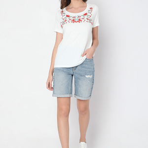 2025 camisetas cortas para mujer con bordado impreso Servicio directo de fábrica OEM Precio al por mayor para el verano - Product Image 3