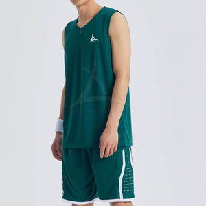 Nouveauté : Ensembles de maillots de basket respirants, impression de logo personnalisée, 100% polyester, haute qualité, service OEM, vente en gros - Product Image 3