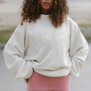 Sweat-shirt oversize en molleton respirant à col rond en coton doux pour femmes, imprimé streetwear, logo personnalisé sur le devant - Product Image 4