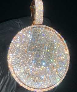 Cadena Cubana de Plata de Ley 925 Personalizable de 2CT, Estilo Hip Hop, con Colgante de Piedra Moissanita Incolora, Diseño Giratorio, Cualquier Letra - Product Image 1