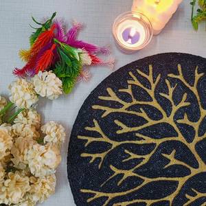 ที่ชาร์จทรงกลมทำด้วยมือสำหรับการรับประทานอาหารสุดหรูและของตกแต่งวันหยุดลูกปัดทำมือไม่เหมือนใครที่รองจานบนเฟอร์นิเจอร์บ้าน - Product Image 3