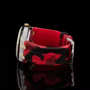 Reloj analógico de lujo personalizado de alta calidad estilo Hip Hop reloj de dos tonos con moissanita helada diamante rojo correa de goma reloj para hombres y mujeres - Product Image 4