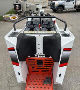 Precio inmejorable de venta para Bobcat MT100 Mini Track Loader con motor Kubota ¡Envío gratis para todas sus necesidades! - Product Image 2