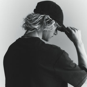 2025 Streetwear <b>T</b> <b>Shirt</b> Manufacturer Premium Quality Blank <b>Plain</b> Cotton 220 Gsm <b>Oversized</b> <b>T</b>-<b>shirts</b> Men's <b>Oversized</b> <b>T</b> <b>Shirts</b> - Product Image 5