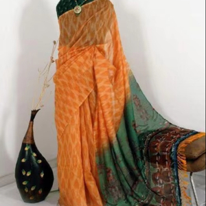 Sari Naranja de Diseño Exclusivo con Blusa Elegante, Estilo Étnico Moderno, Última Moda India, para Fiestas y Uso Diario - Product Image 1