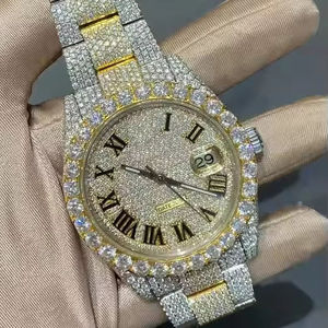 Lujoso reloj de diamantes de moissanita de doble tono completamente helado, reloj automático de estilo Hip Hop con números romanos personalizados para hombres y mujeres. - Product Image 1