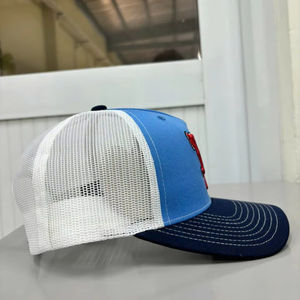 Casquette de camionneur personnalisée à 5 panneaux, forme structurée, tissu maillé, logo en cuir sportif d'extérieur pour performance décontractée, casquettes de camionneur - Product Image 4