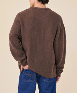 Chandails pour hommes en mohair de couleur unie avec logo brodé personnalisé de haute qualité - Product Image 3