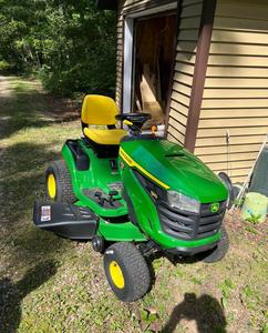 ขายเครื่องตัดหญ้า John Deere X758 ปี 2025 - Product Image 2
